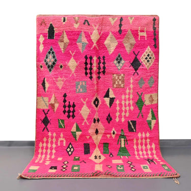 Moroccan Vintage Rug 5.3 x 8.7 feet - Ettilux Home